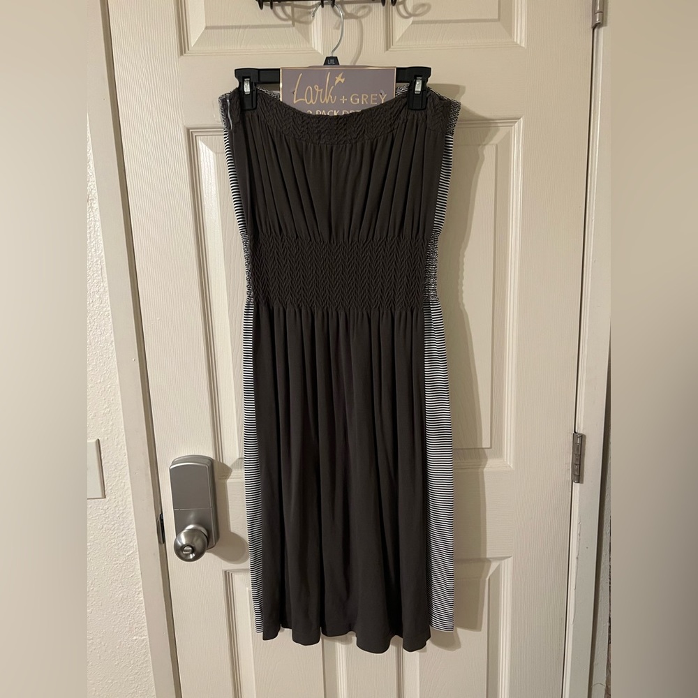 2 Pack Dresses - Picture 2 of 2